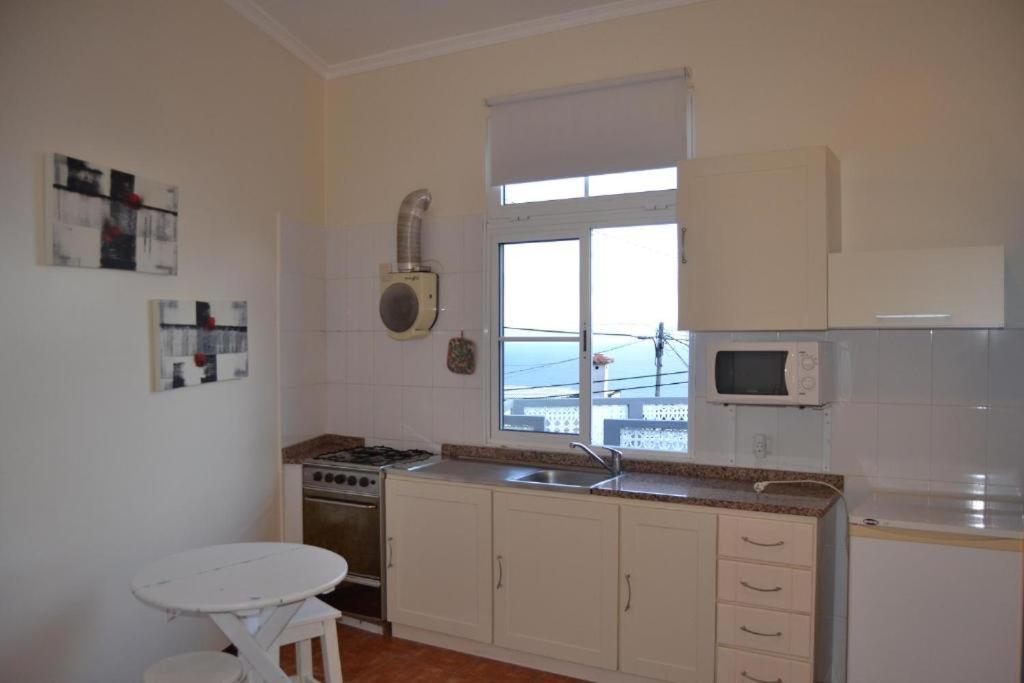 Hostel Casal São João Ribeira Brava Quarto foto