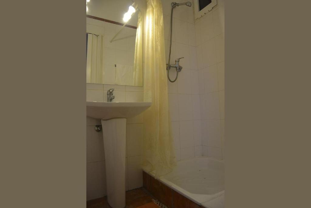 Hostel Casal São João Ribeira Brava Quarto foto